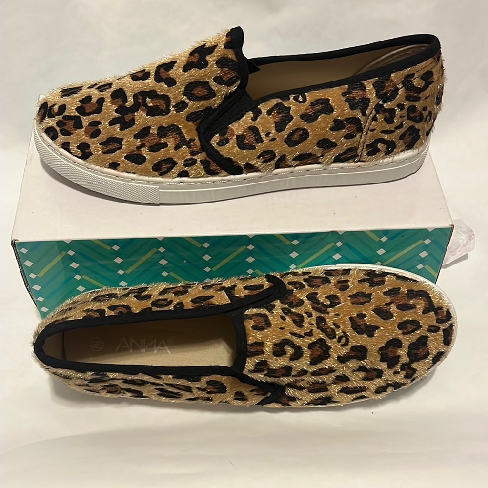 ANNA Leopard Print Slip-On Shoes